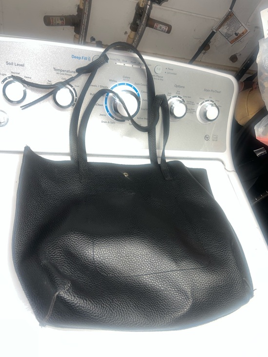 Handbags - Like new large leather like bag
